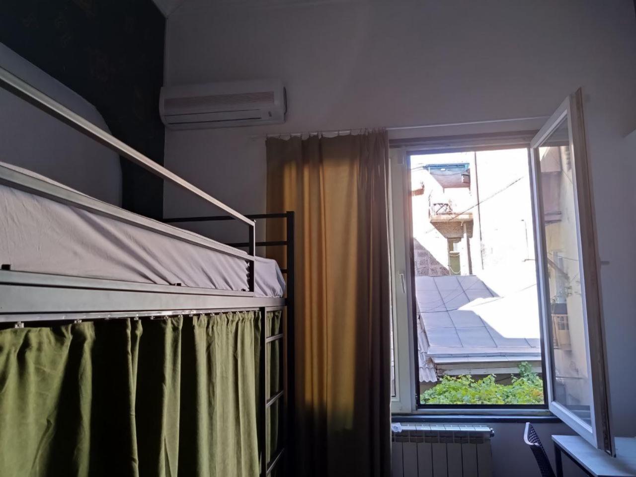 Moosica Hostel Tbilisi Exterior foto